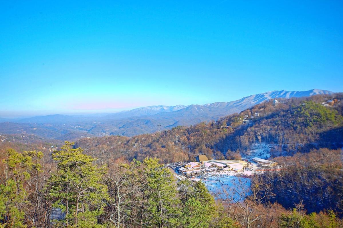 Knotty & Nice Holiday Home Gatlinburg Bagian luar foto